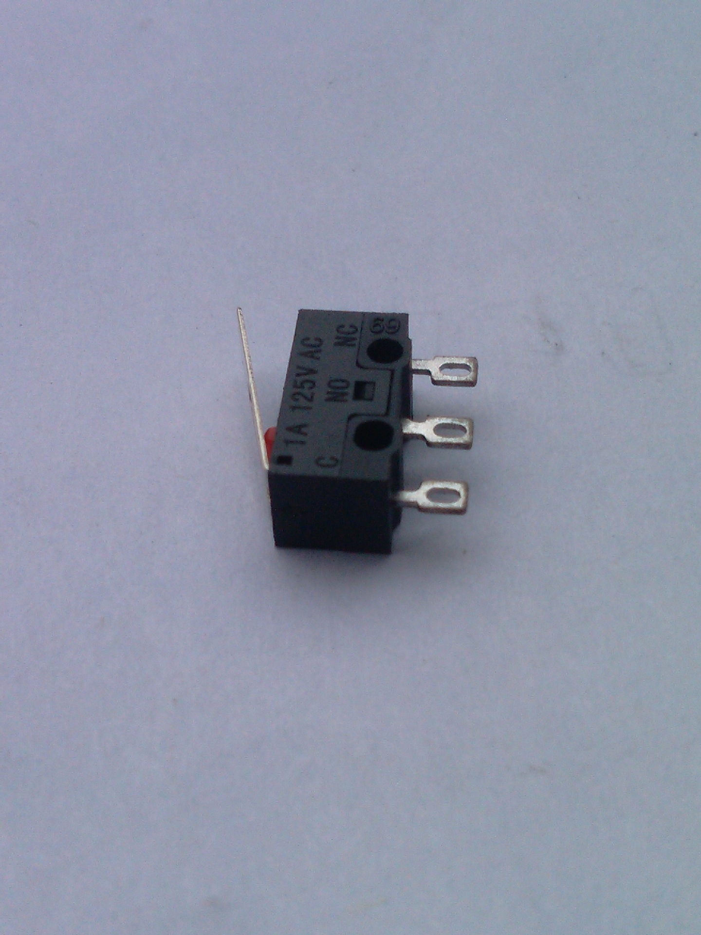 小额批发 小型复位微动开关 微动行程开关 微动开关系列 价格优惠