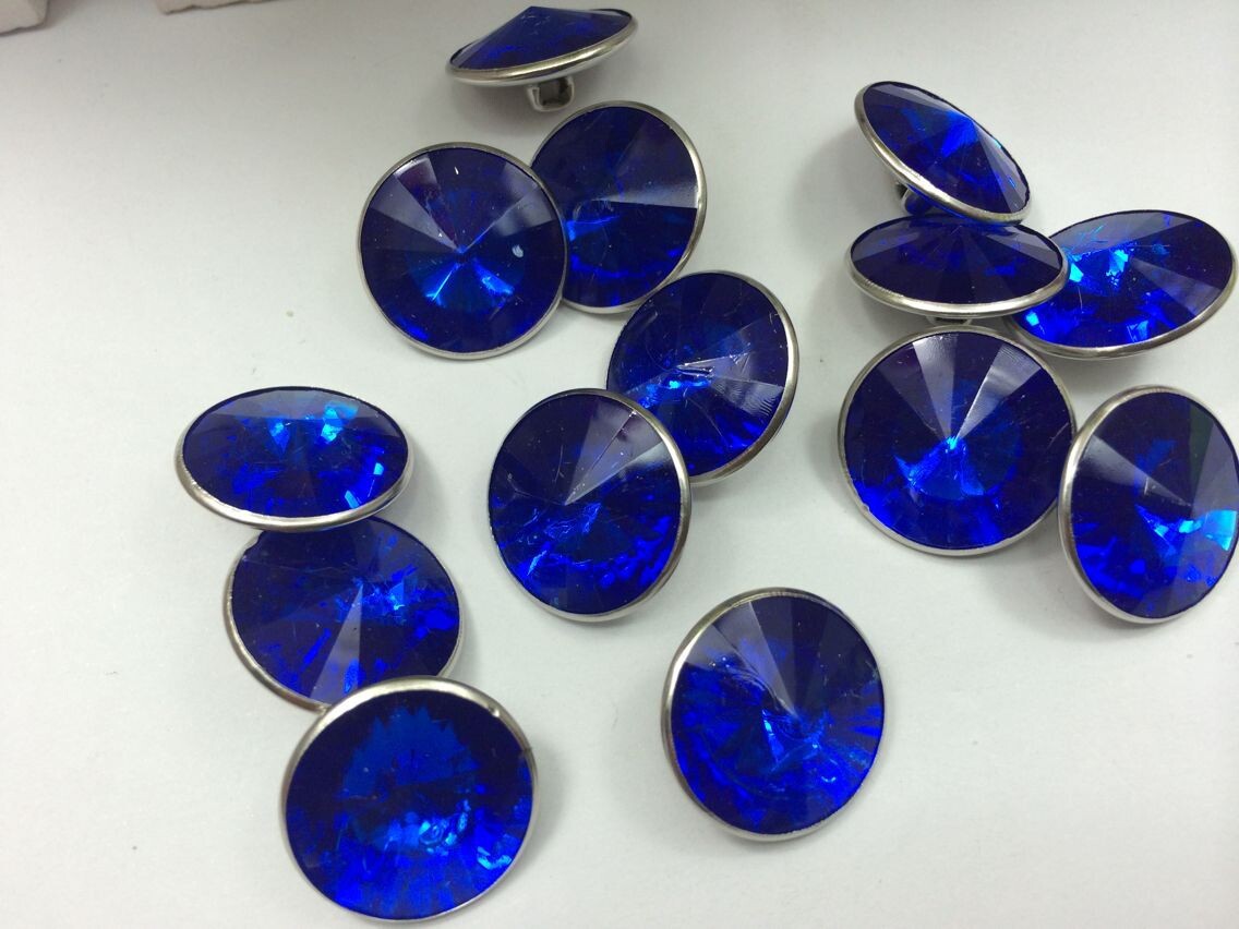 20mm深蓝色的亚克力有脚纽扣带钻手缝扣子