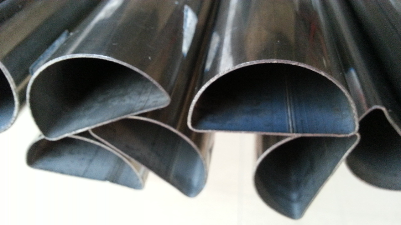 专业定做不锈钢半圆管规格60*30佛山201异形不锈钢扇型管厂家批发