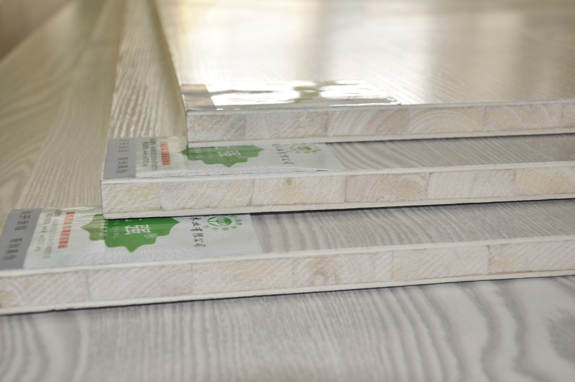 厂家生产批发光强免漆生态板家具装饰板材-细木工直贴458面