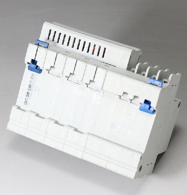 舍恩高正品dz47le-32/4p 3a-32a空气开关带漏电断路器 保护短路器