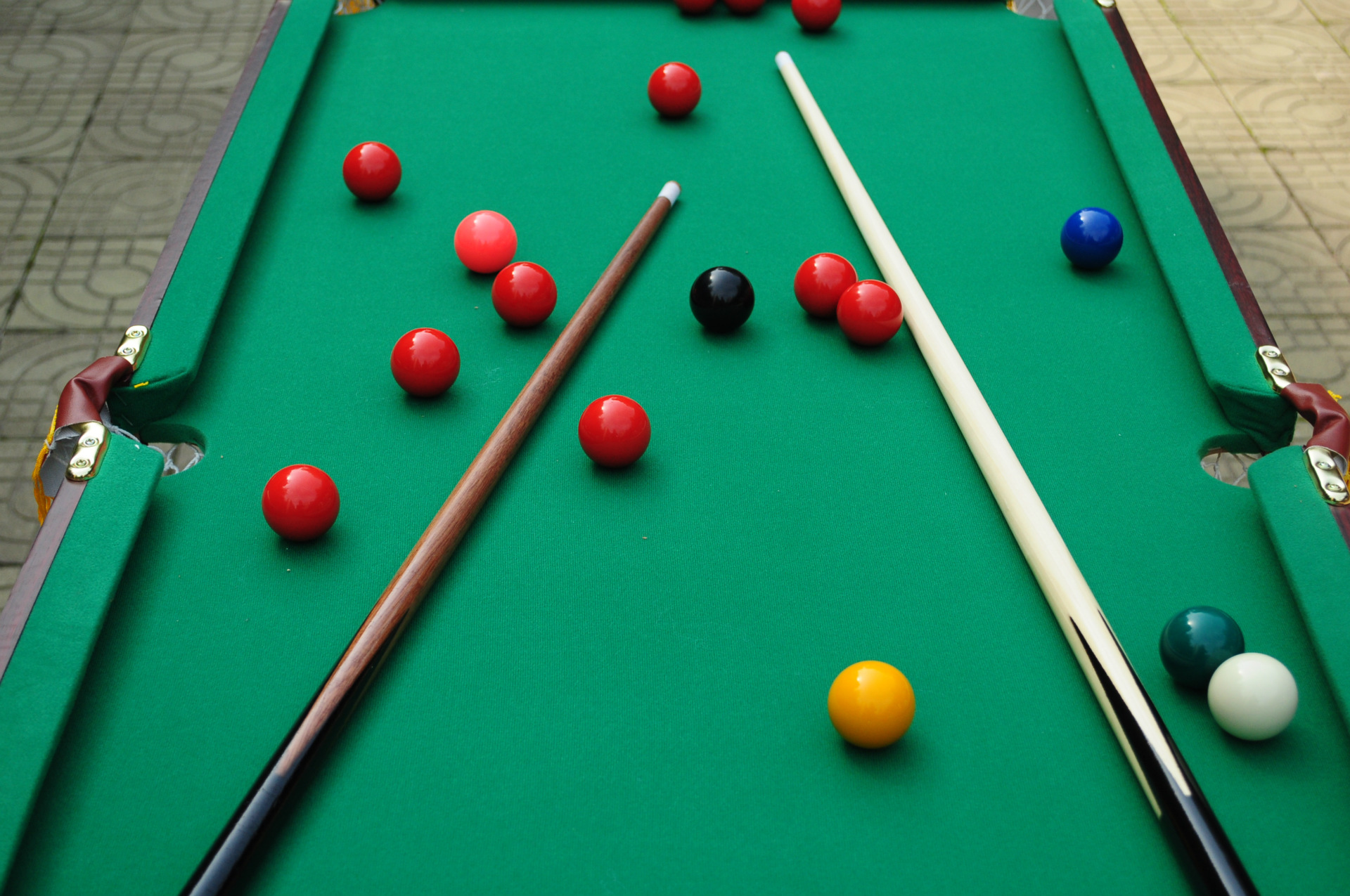 少儿斯诺克球进口实心树脂英式桌球38mm儿童台球子