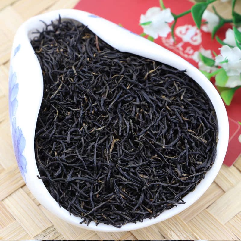 武夷山金骏眉2018新茶桐木关正山小种散装红茶茶叶批发桂圆香
