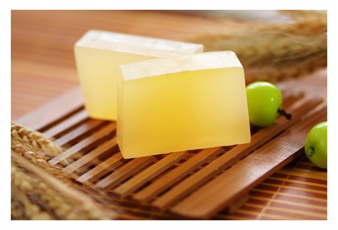 厂家热销乳木果油保湿植物皂精油皂手工皂拉丝冷制皂