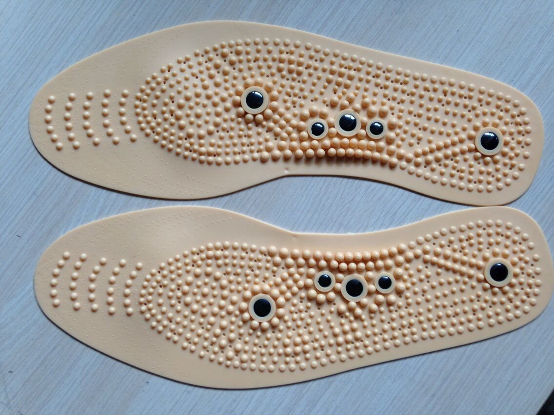 magnetic therapy massage insole foot cushion acupoin