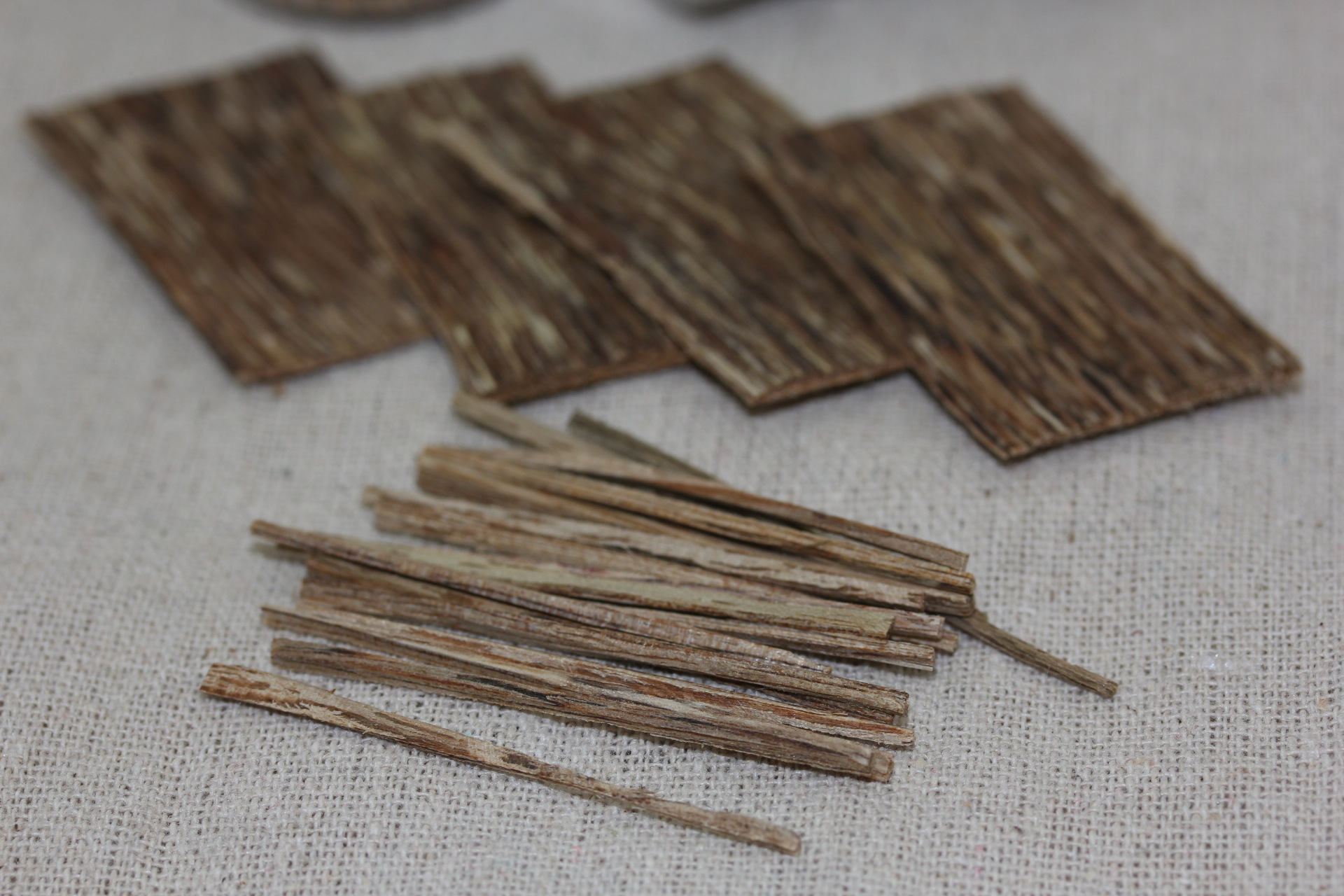 大量批发 天然越南芽庄沉香条 越南沉香片散装沉香条a 级