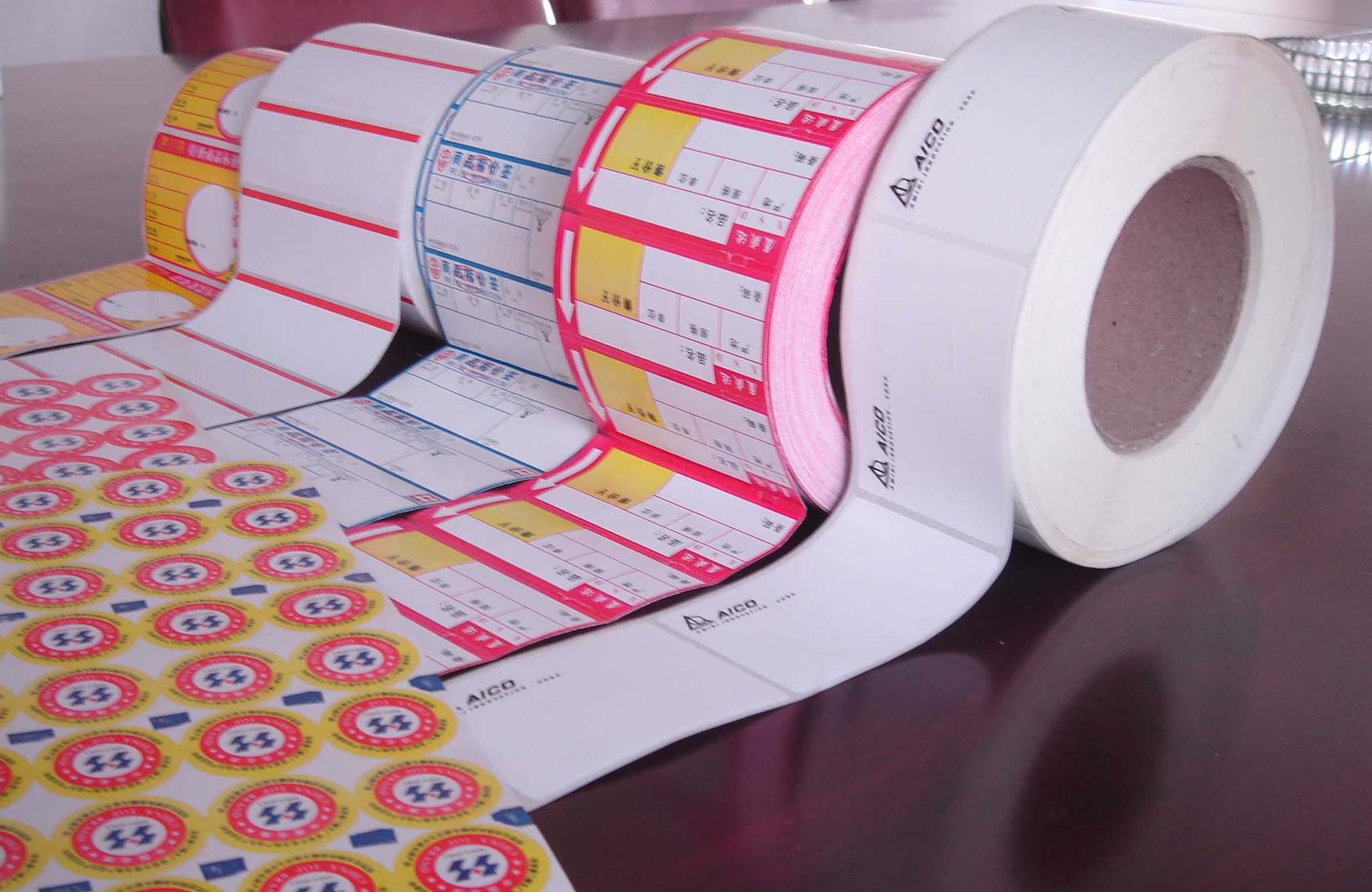 厂家定做报价不干胶 透明不干胶 印刷彩色卷筒不干胶贴纸商标标签