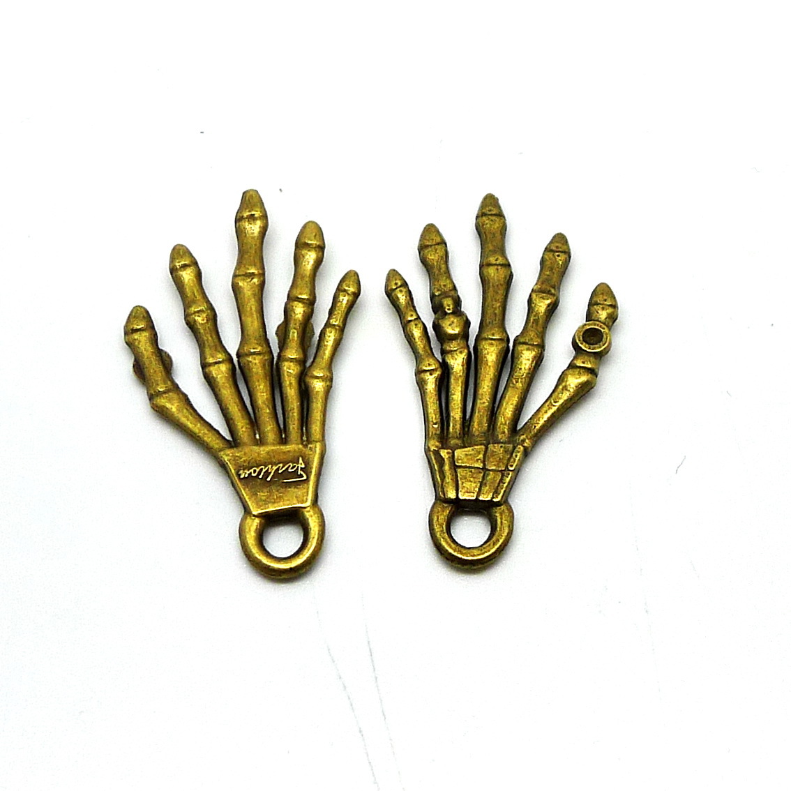 a4491爪子1000克/370个/包2.7克32x19mm骷髅僵尸汽配用品合金配件