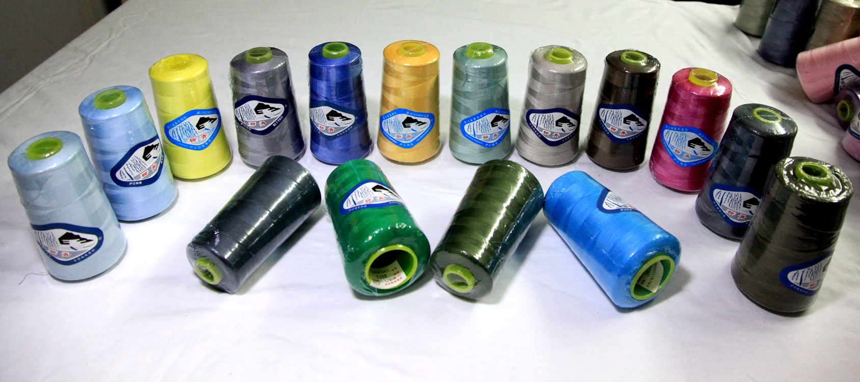 缝纫线 高速缝纫线 柳青牌缝纫线 40s/3 3000y 色可选