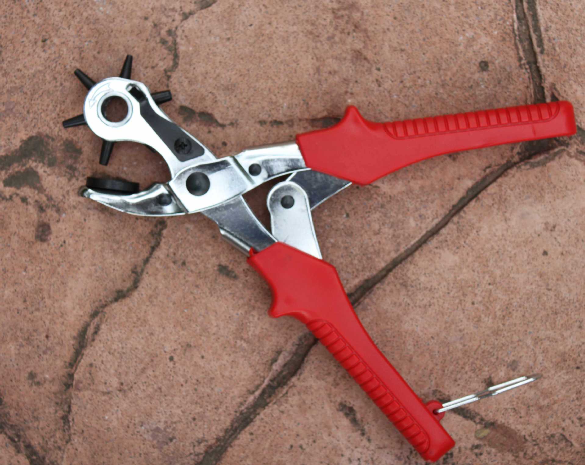 61打孔钳皮带打孔机皮带打孔钳高压皮带打孔机加力打孔钳