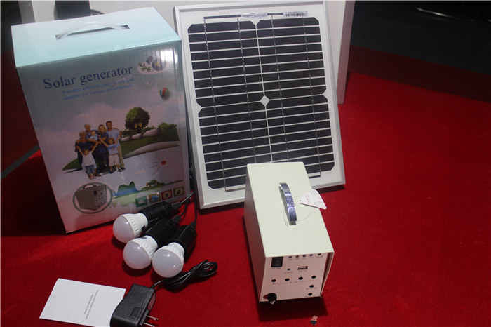 厂家直销 300w太阳能逆变器 家用发电小系统 逆变一体机