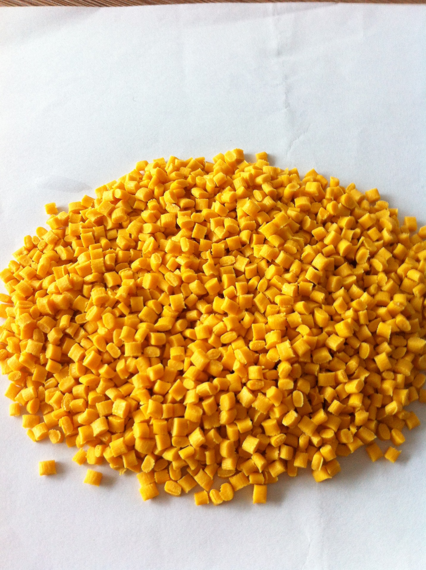 黄色增强尼龙pa66 g30 尼龙改性塑料