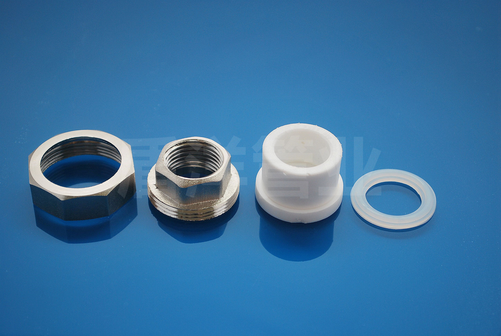 热销精品ppr内牙铜活接管件 螺纹热熔内牙活接 ppr管材管件批发