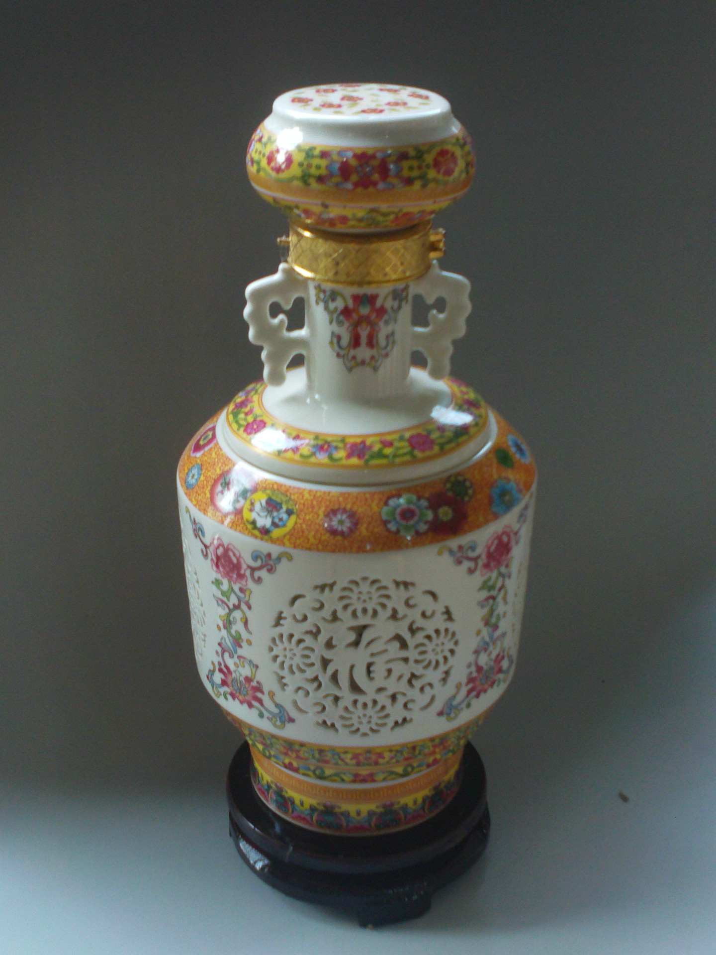 厂家生产 景德镇陶瓷2斤装酒瓶 高档精美