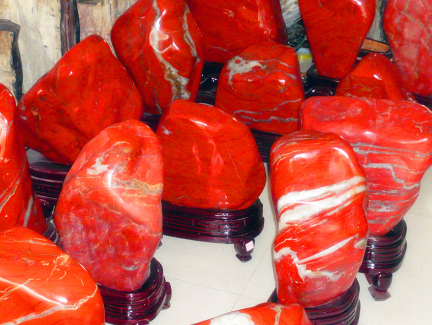 20一斤南非红碧玉 鸡血彩玉 奇石 红色石头 观赏镇宅聚财 辟邪