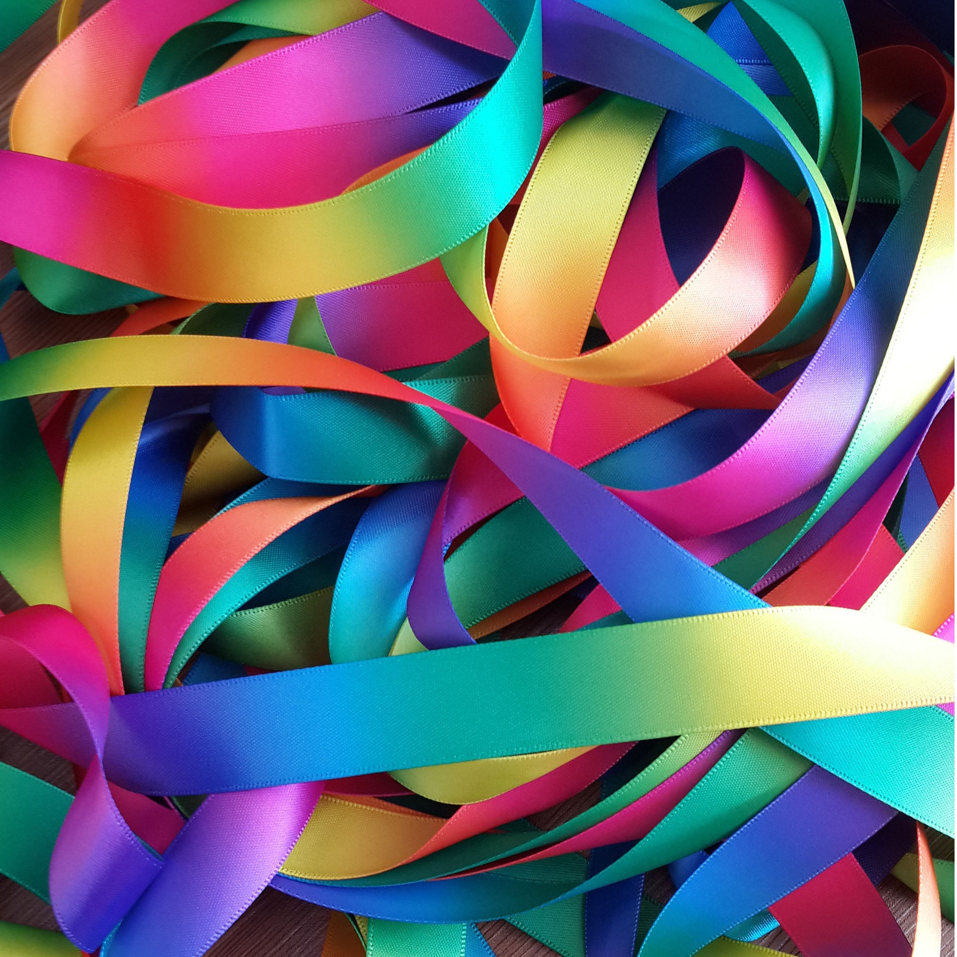 厂家直供 单双面热转印 七彩虹渐变色丝带涤纶织带缎带玫瑰花丝带