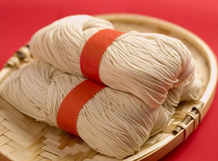 食用枧水粉 使月饼易于上色 调节酸碱度饼皮软硬度 面条月饼碱粉