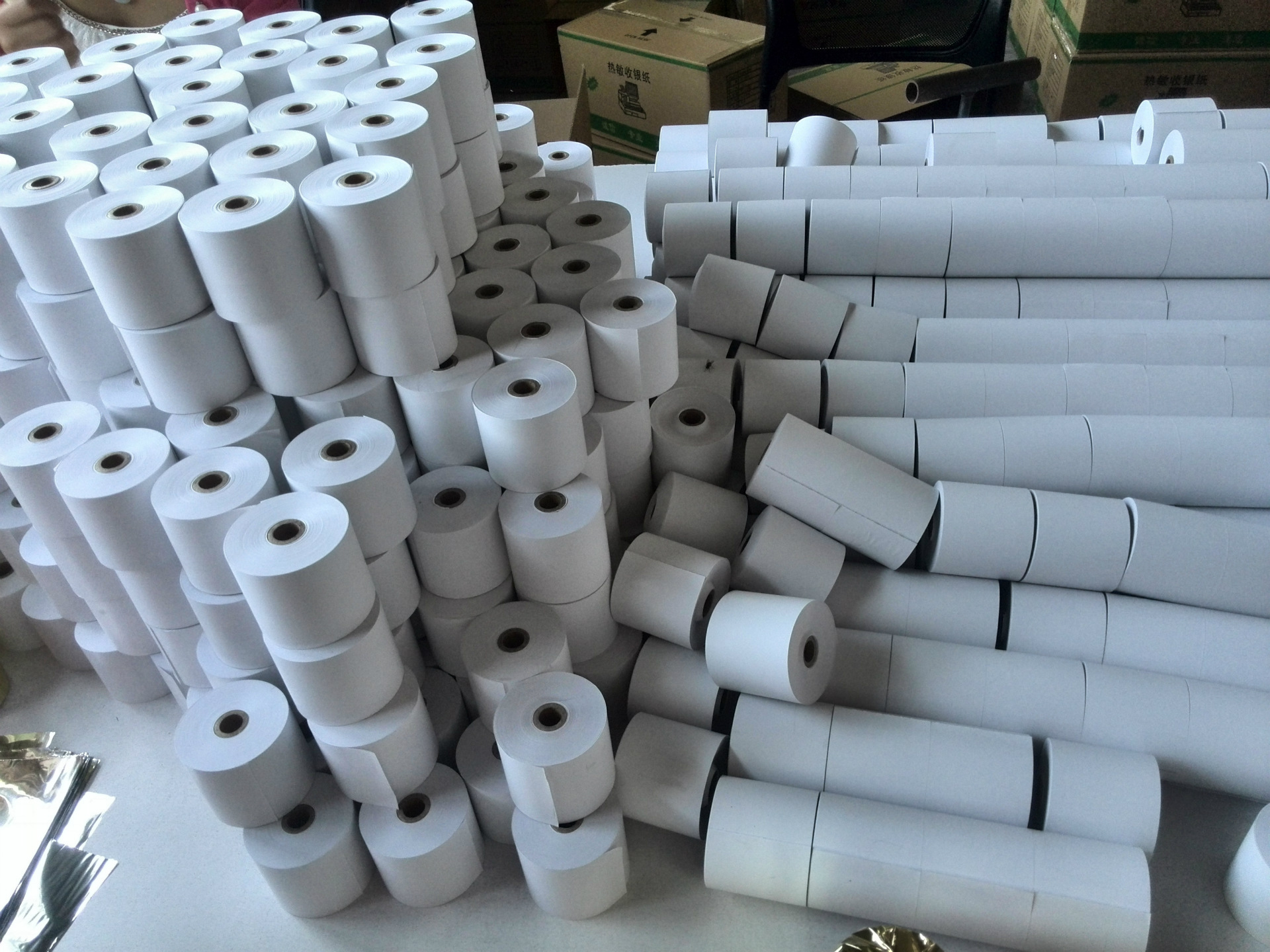 收银纸显色清晰价格低廉批发厂家直销57*60热敏纸大放价