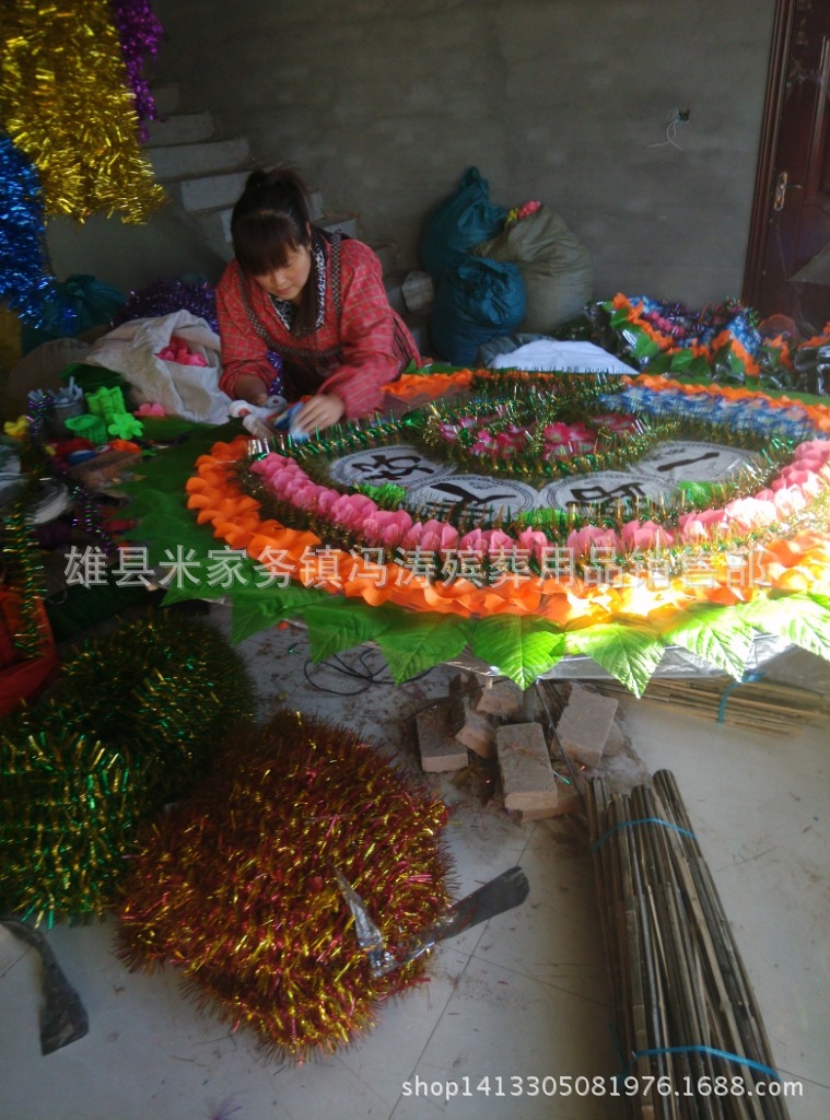 厂家批发制作纯白布花圈 晨博殡葬用品 河北花圈厂 白事祭祀大全