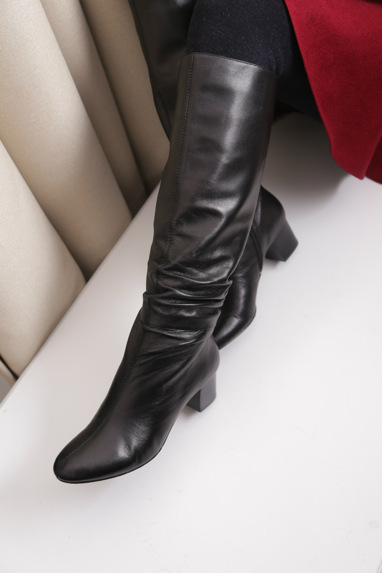 新款真皮高筒靴 舒适加绒粗跟高靴 圆头百搭长靴 欧美瘦腿大码高