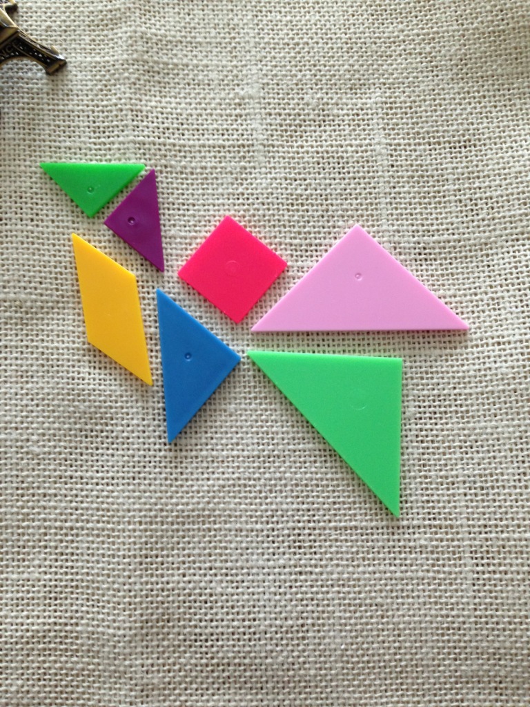 小琨琨塑料 智力七巧板儿童益智积木塑料拼