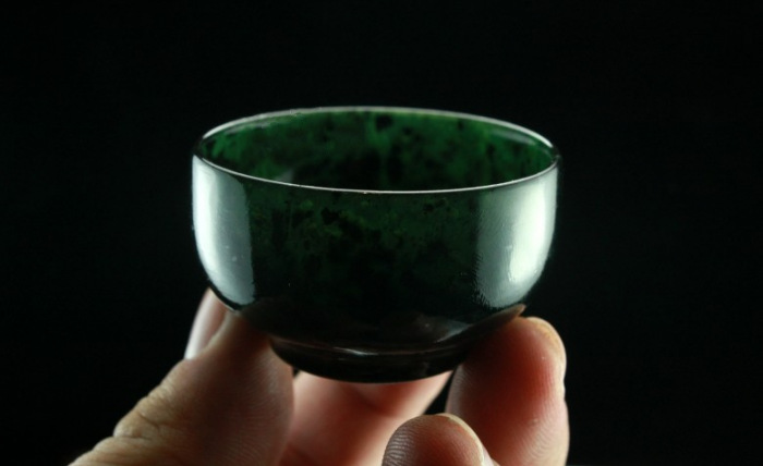 酒泉玉夜光杯透光墨绿玉茶杯 蛇纹石玉功夫茶具 玉石平底碗