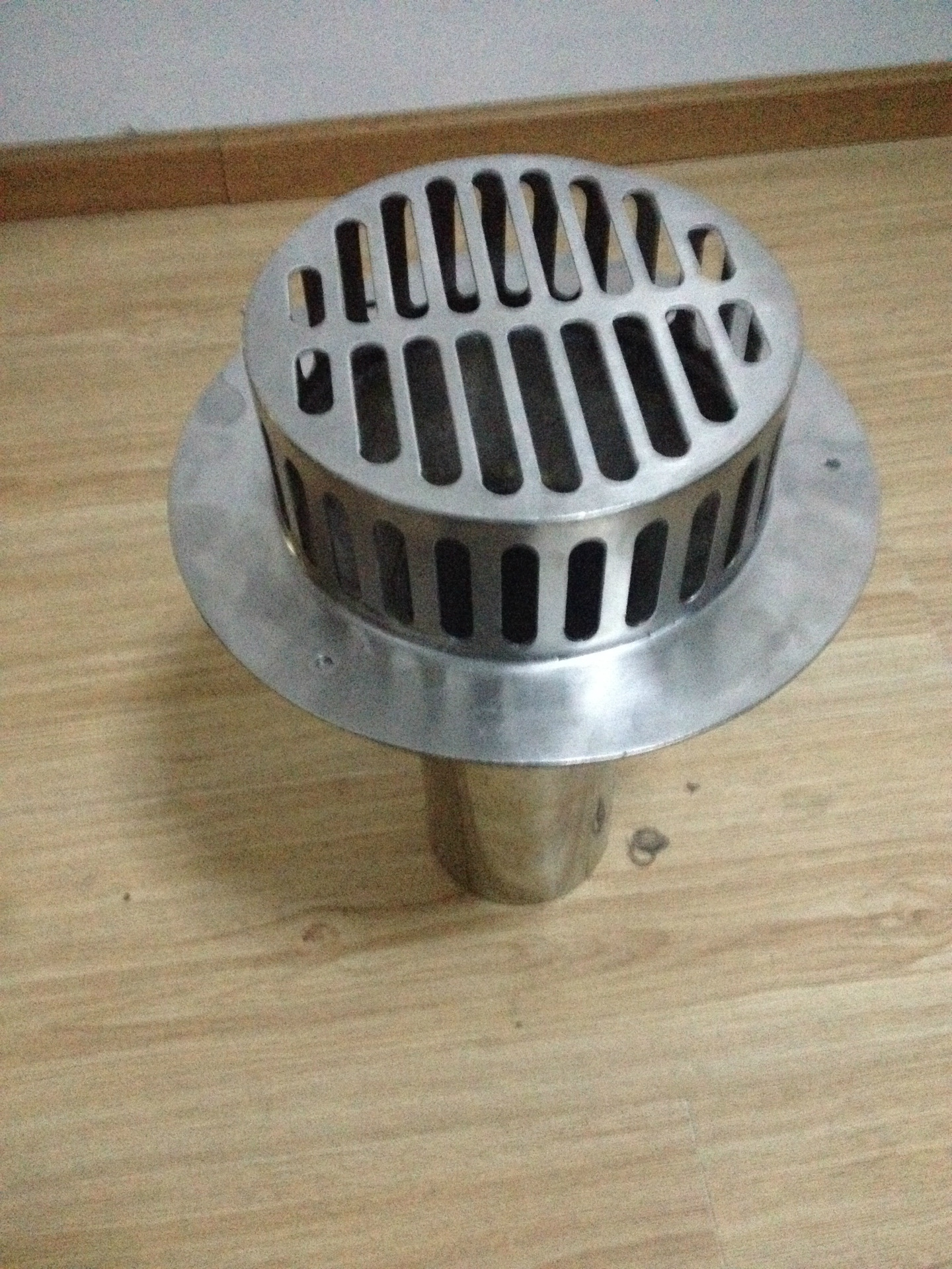 巨大优惠新型雨水斗 简单方便 防脱落