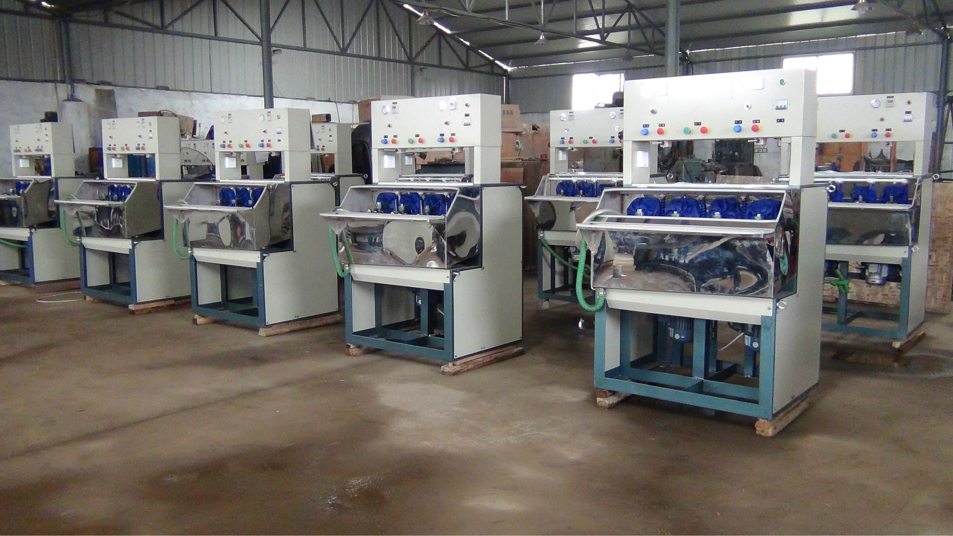 【厂价直销】玻璃精磨机机器 大四轴机 平摆机 陶瓷球面加工机器