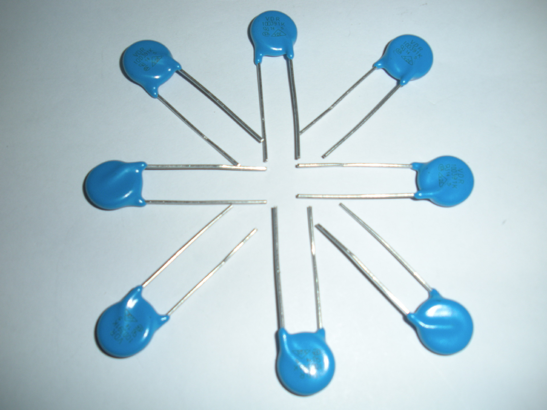 批量供应vdr压敏电阻 金属化压敏电阻1