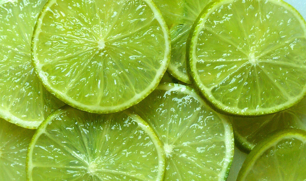 青柠檬浓缩汁酶解青柠檬浓缩原浆 青岛厂家可拿样青柠浓缩汁