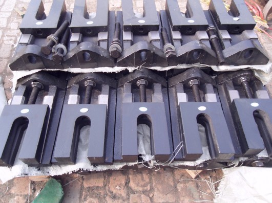 长城型减震垫铁 外观精美,螺栓可根据要求订做 华德供应