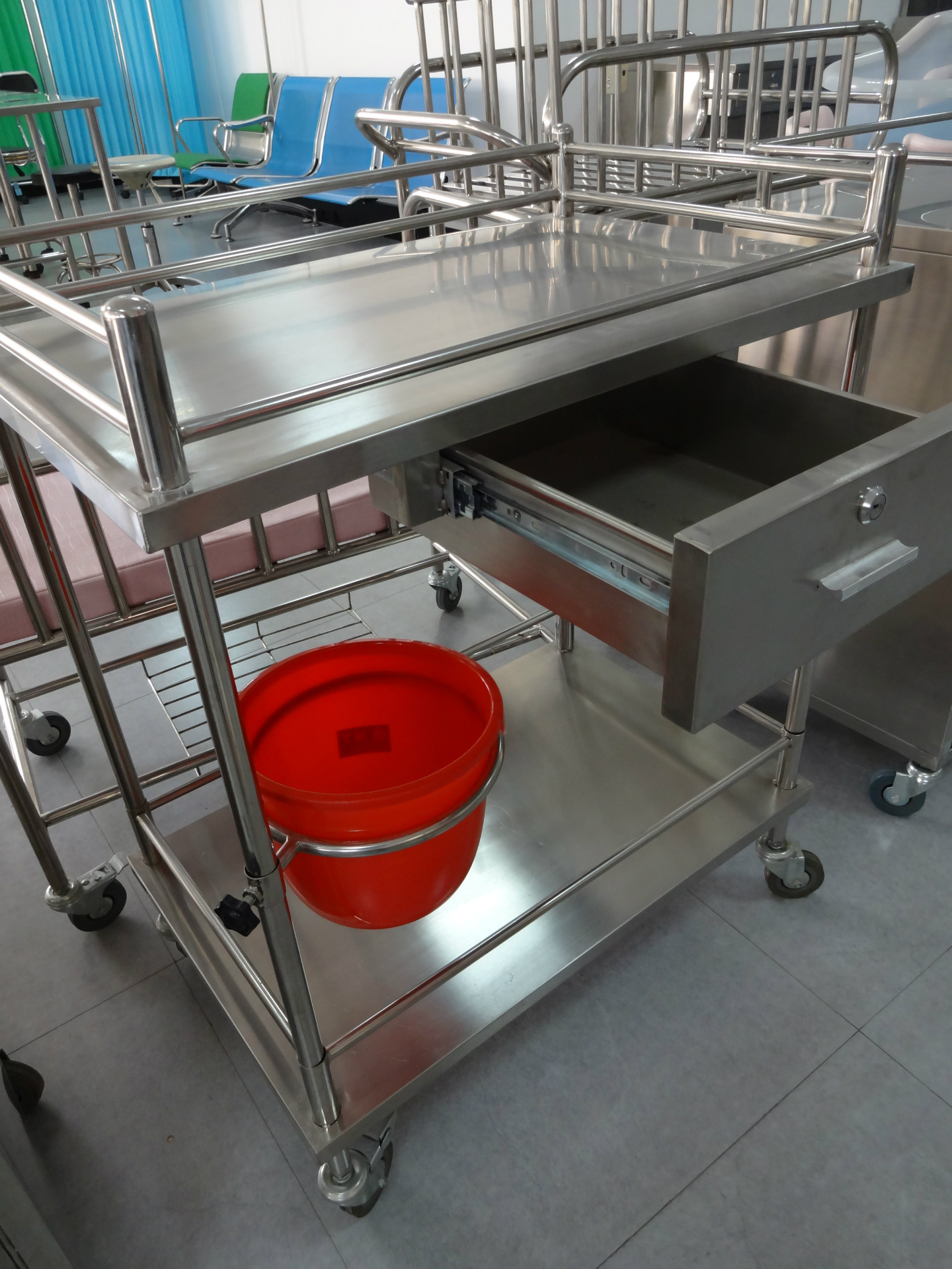 不锈钢换药车 不锈钢治疗车 不锈钢手术送药车 换药车工厂直销