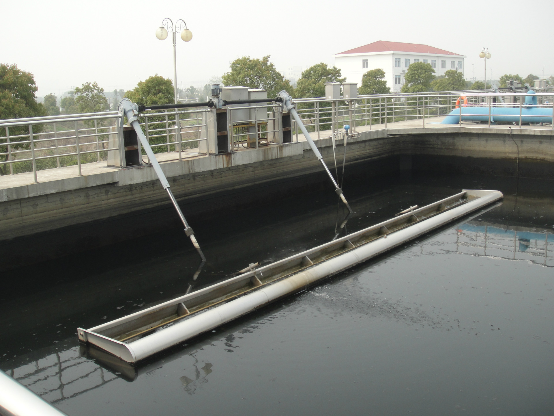 供应浮筒式虹吸式旋转式滗水器xps500环保污水处理设备