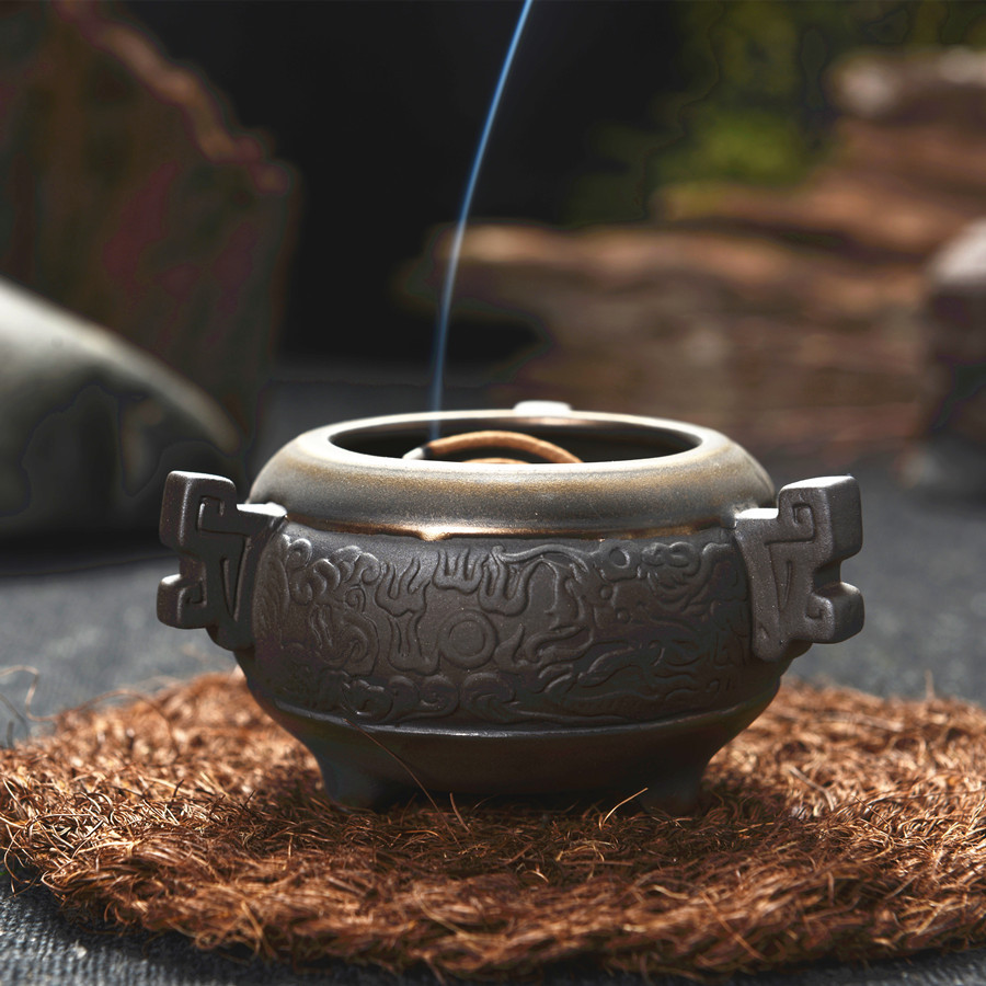 釉熏香炉图片