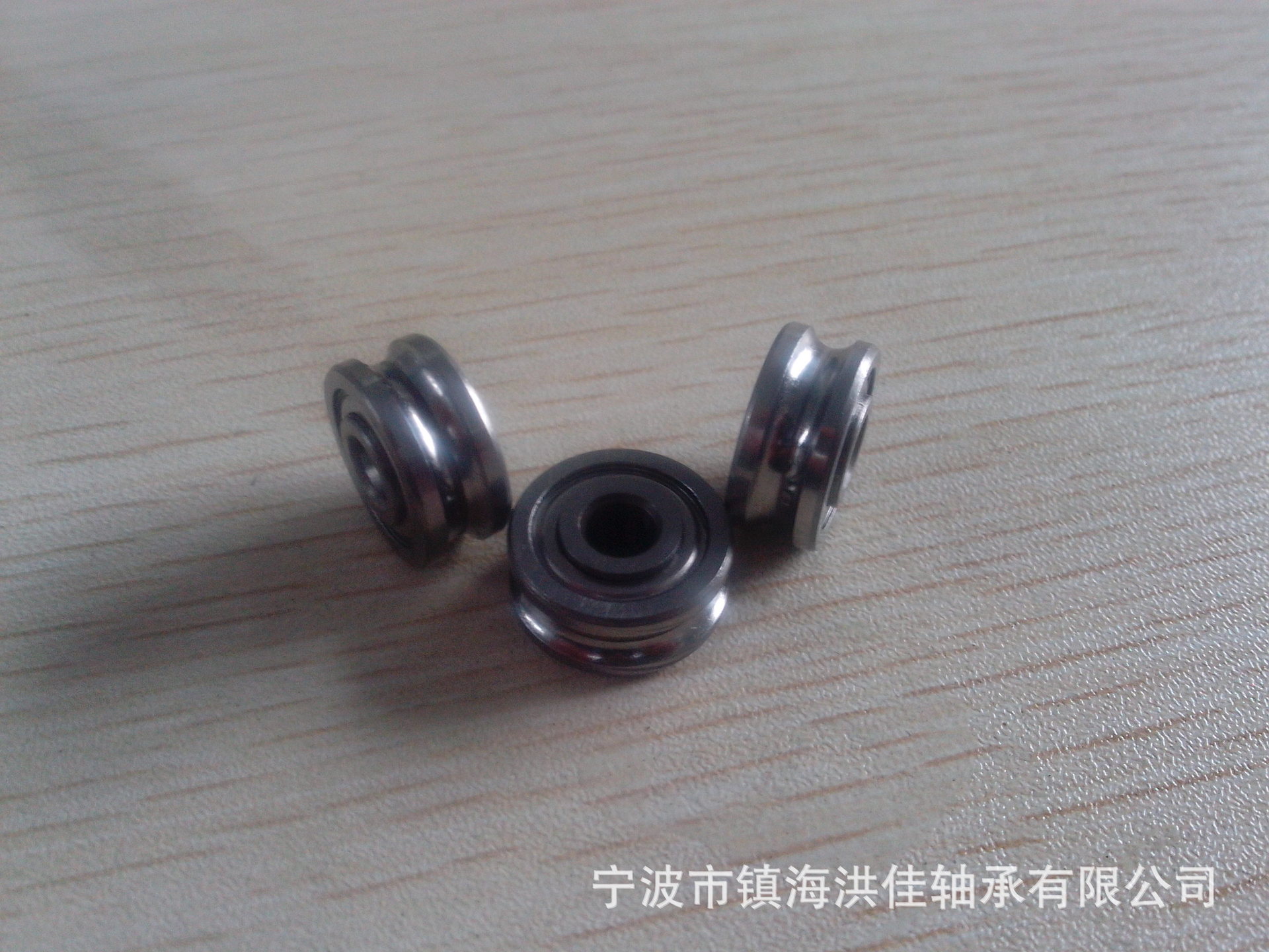 供应各种外圈带圆弧槽轴承 导轨轴承