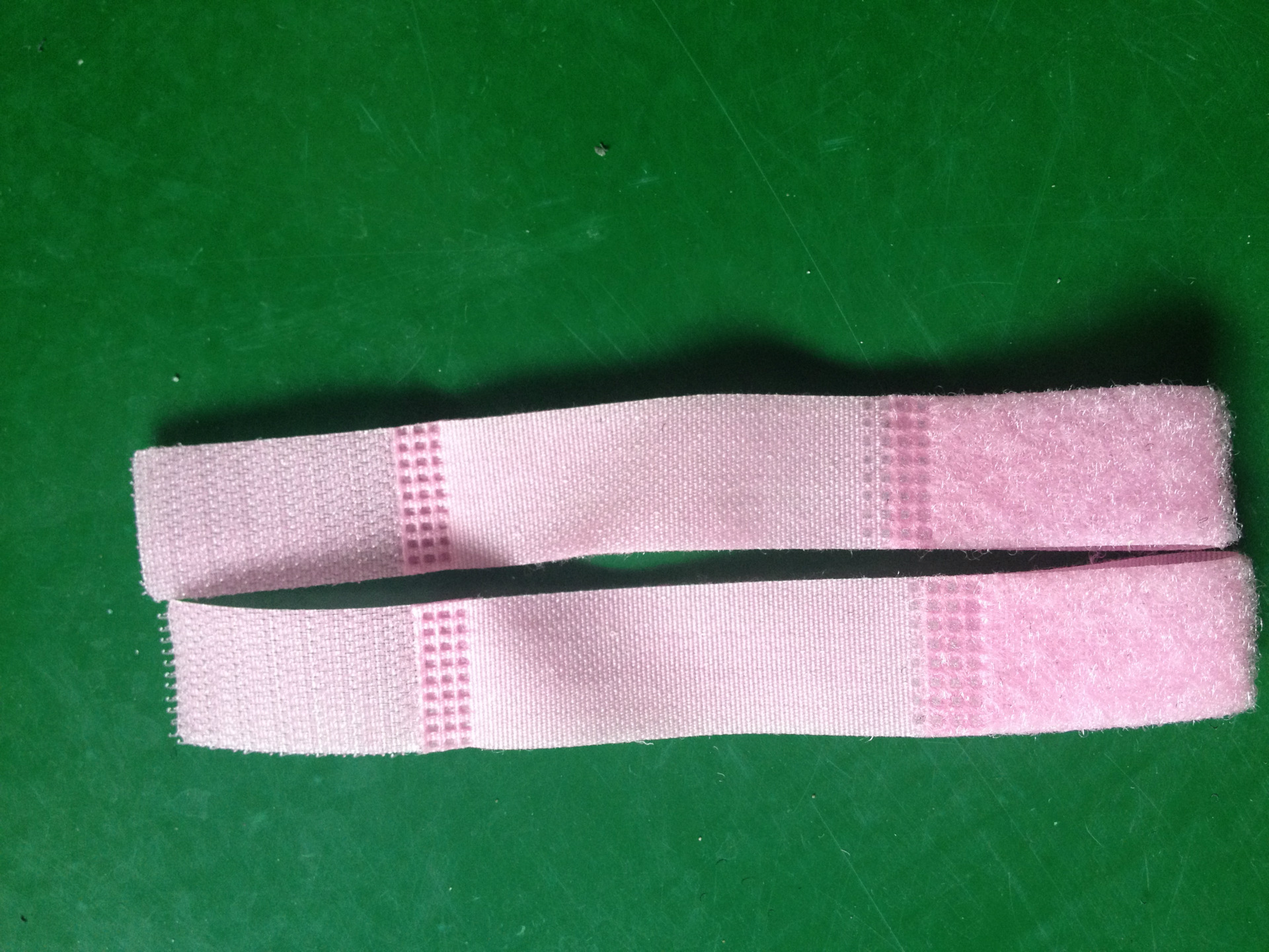 供应强力尼龙魔术贴粘扣带厂家批发环保松紧扎带魔术贴理线带捆