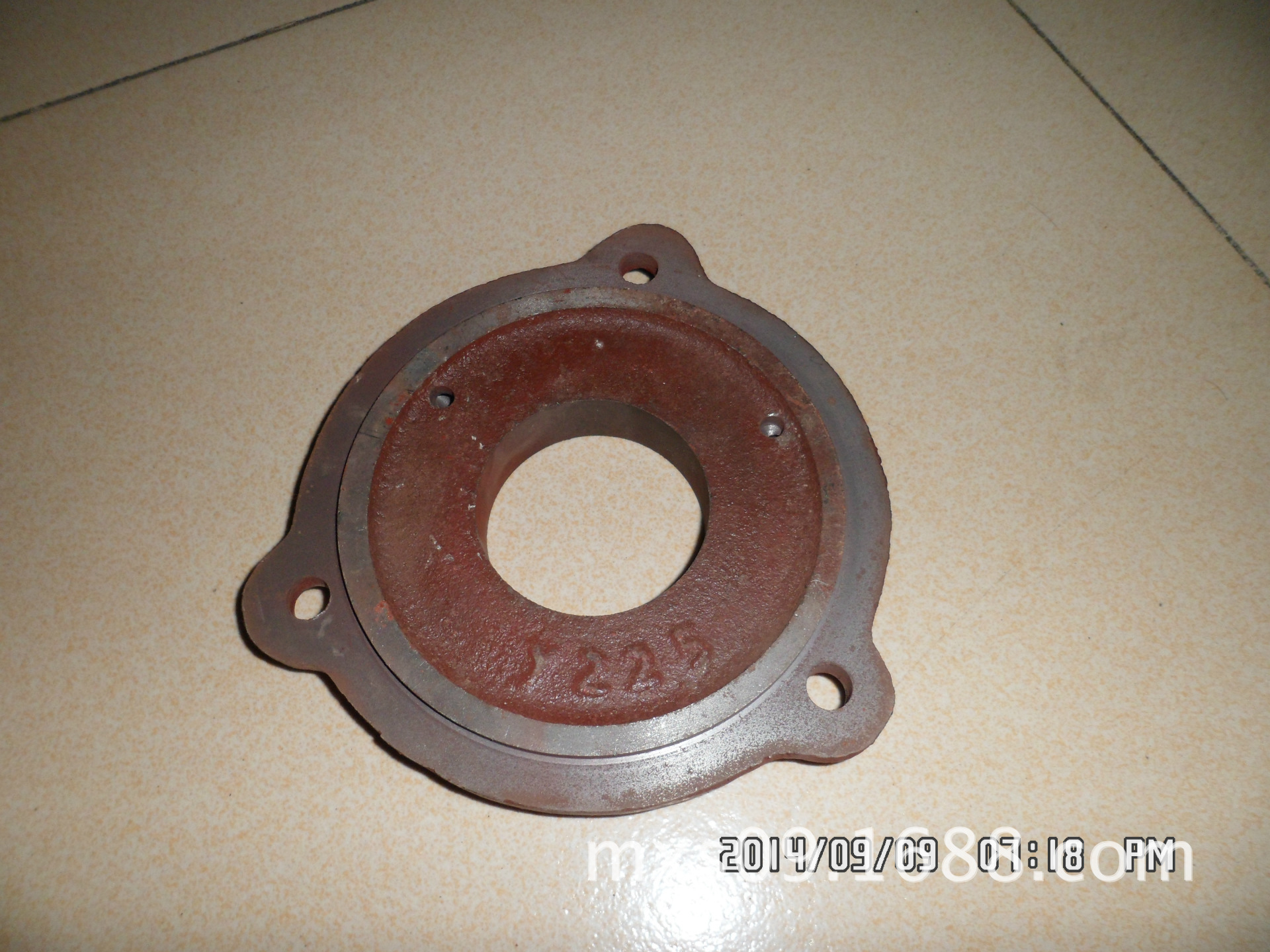 供应电机带注油孔的油盖 电机轴承端盖 电机轴承压盖