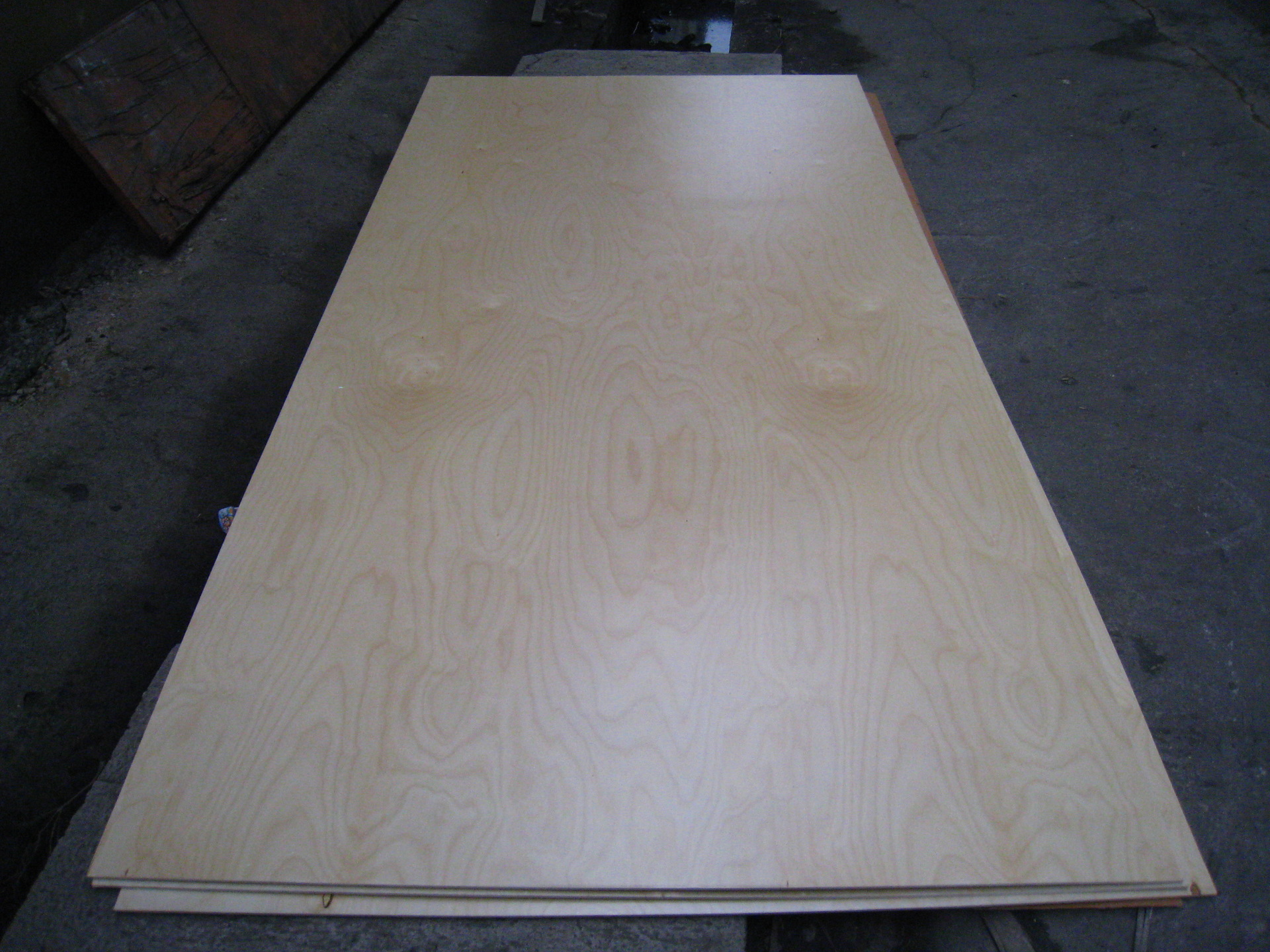 批发供应桦木贴面板胶合板杨木芯