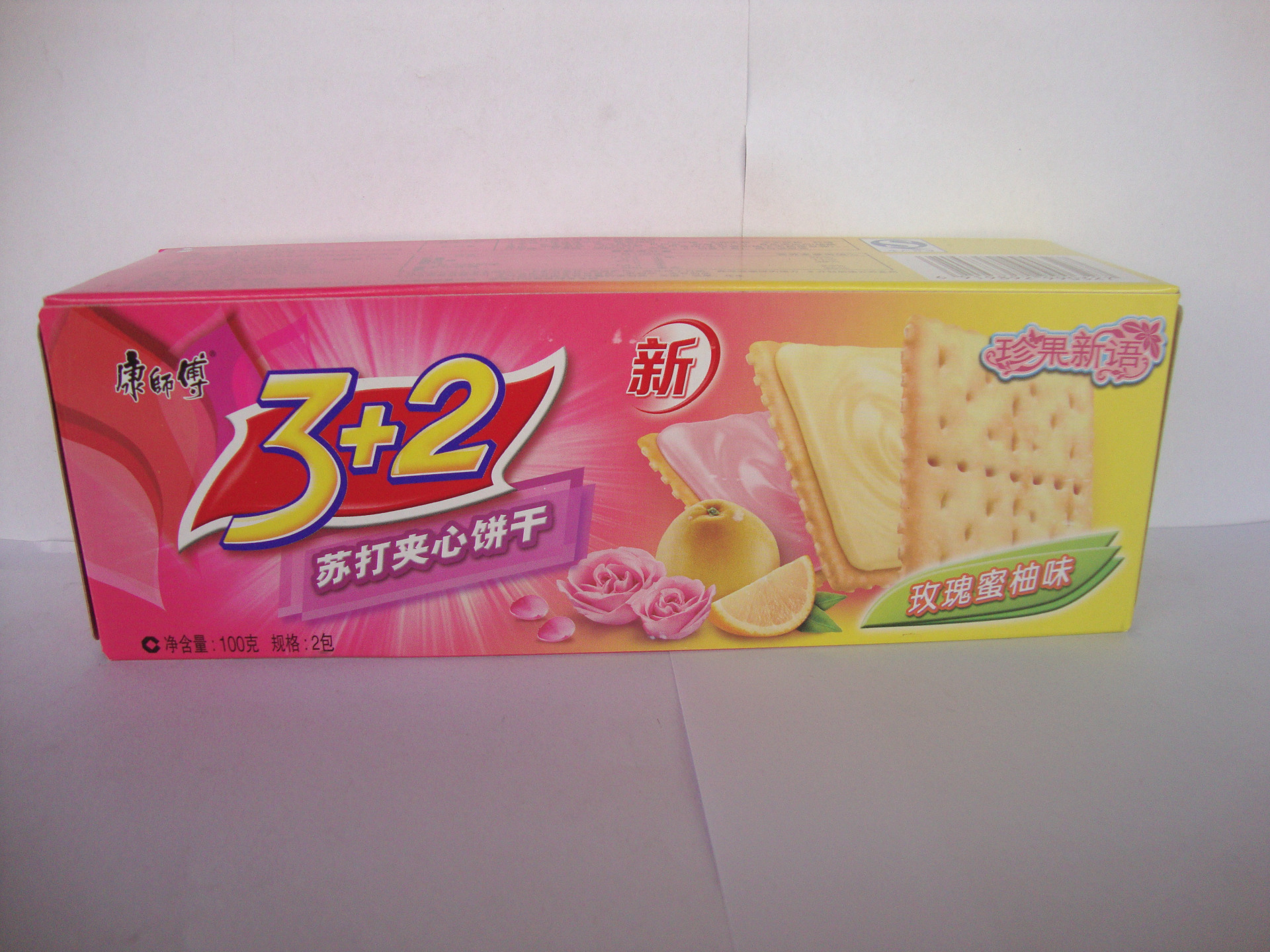 康师傅100g 3 2苏打夹心(玫瑰蜜柚,椰奶香芒)