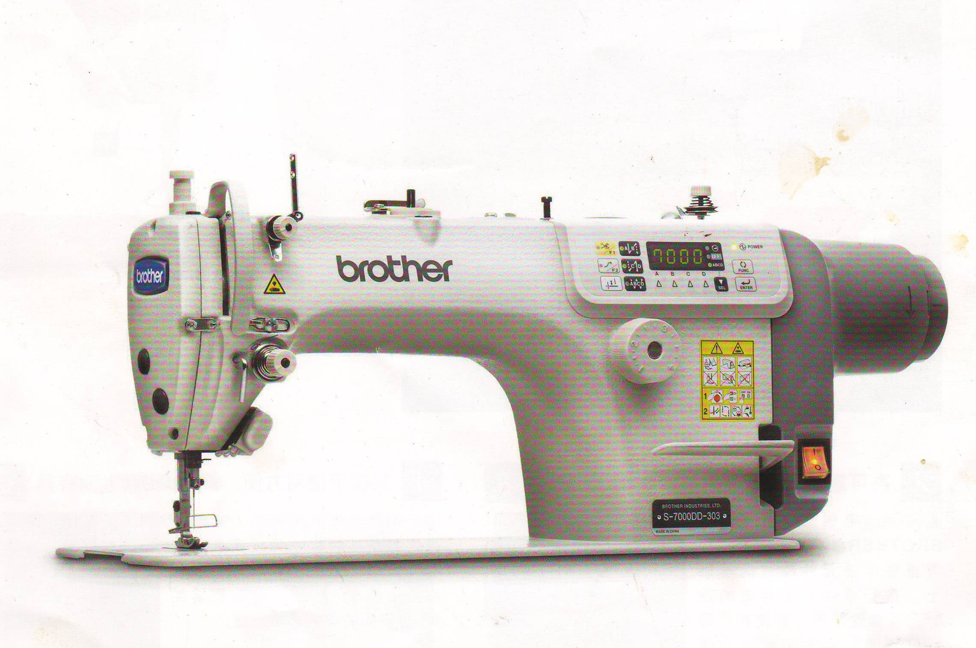 兄弟缝纫机_日本兄弟S-7000DD直驱电脑自动剪线平缝缝纫机 - 阿里巴巴