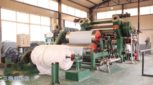 三辊压延机