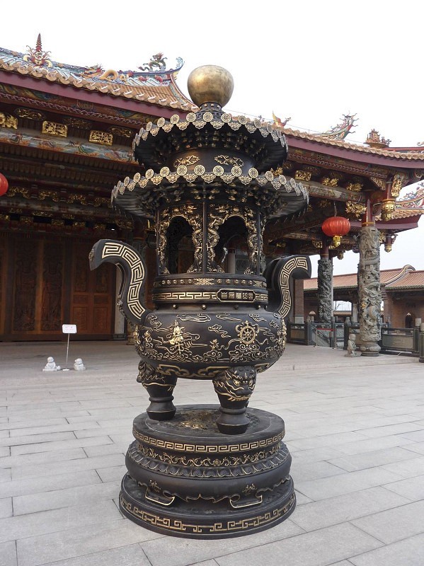 良心推荐 寺庙圆形香炉-铸铁圆形香炉-圆形六龙柱香炉