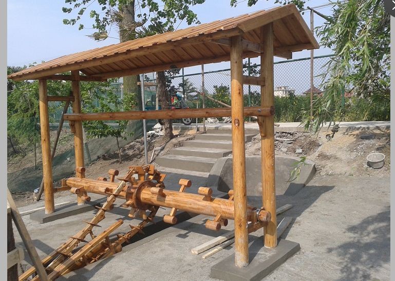 定制脚龙骨水车 仿古榆木水车 古代田园农具设施