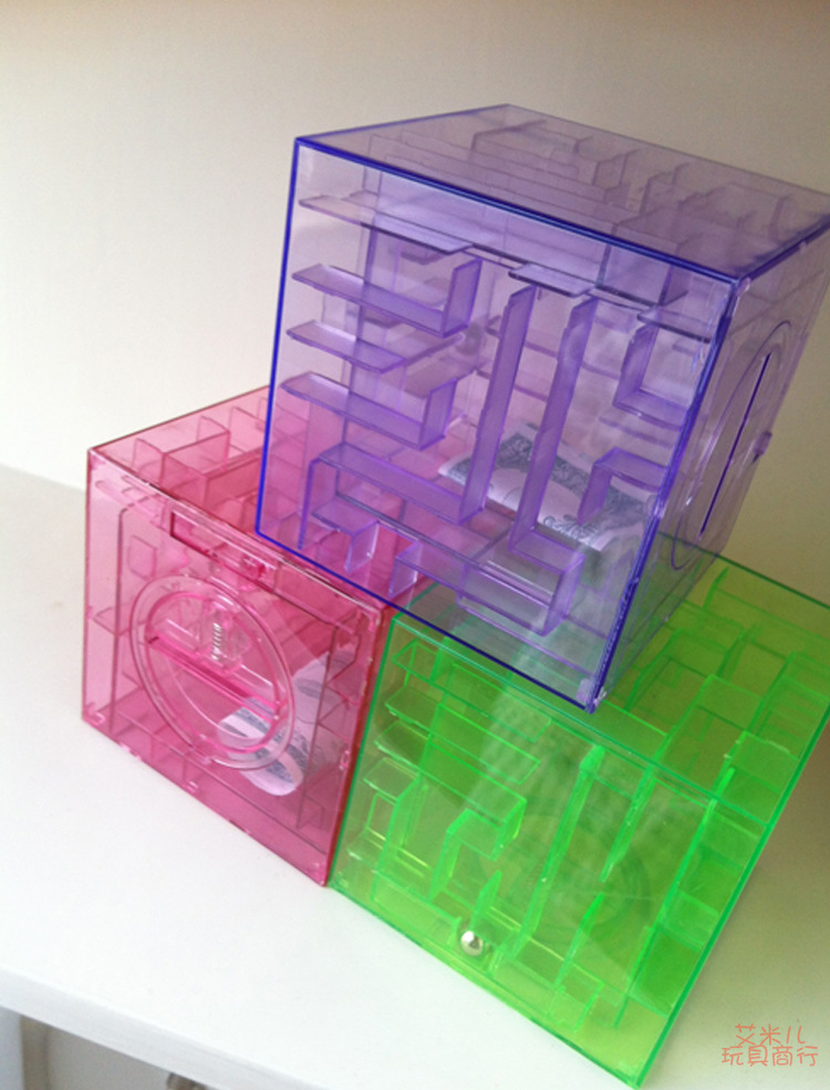 厂家热销儿童益智玩具透明迷宫存钱罐 早教立体迷宫存钱盒