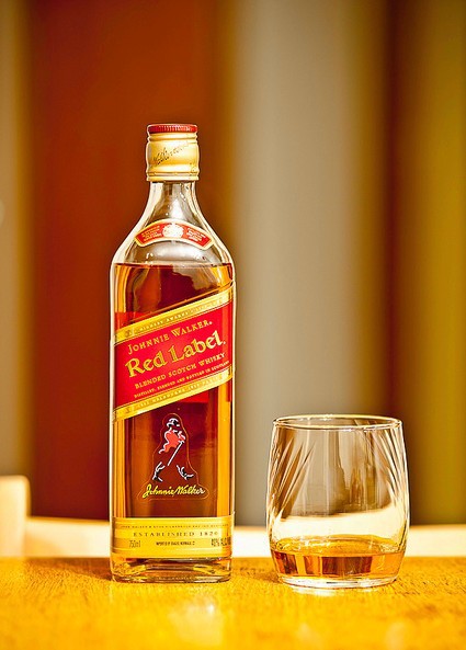 洋酒批发 尊尼获加红牌威士忌 red l