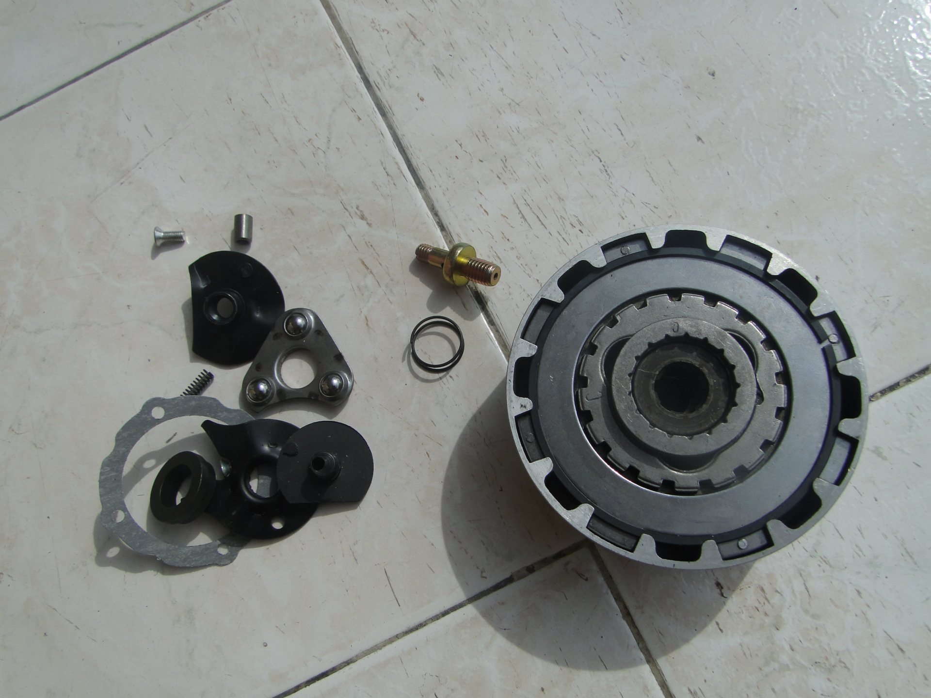 离合器总成 110cc