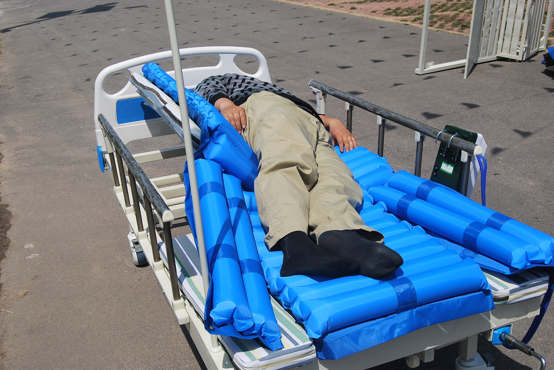 家用护理床用气床垫 多功能护理床瘫痪病人护理充气床垫