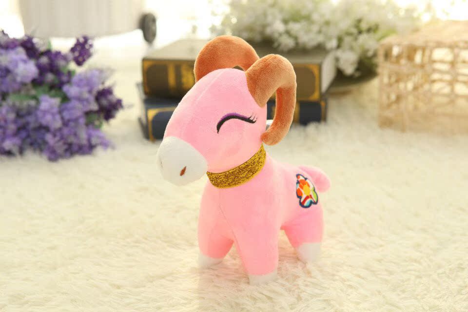 新年特价批发羊年吉祥物 毛绒玩具创意礼品活动抛洒彩色小羊公仔