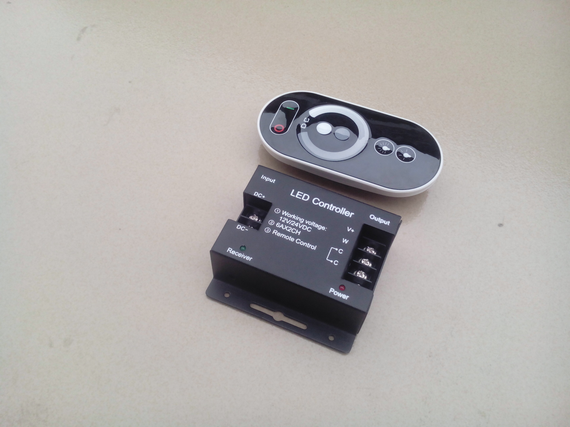 触摸调光器 全触摸调光器 led触摸调光_灯控制器_列表网