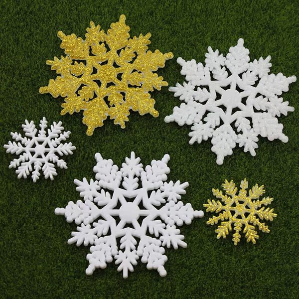 现货供应圣诞场景圣诞树装饰 大小号圣诞雪花片diy饰品配件冰箱贴